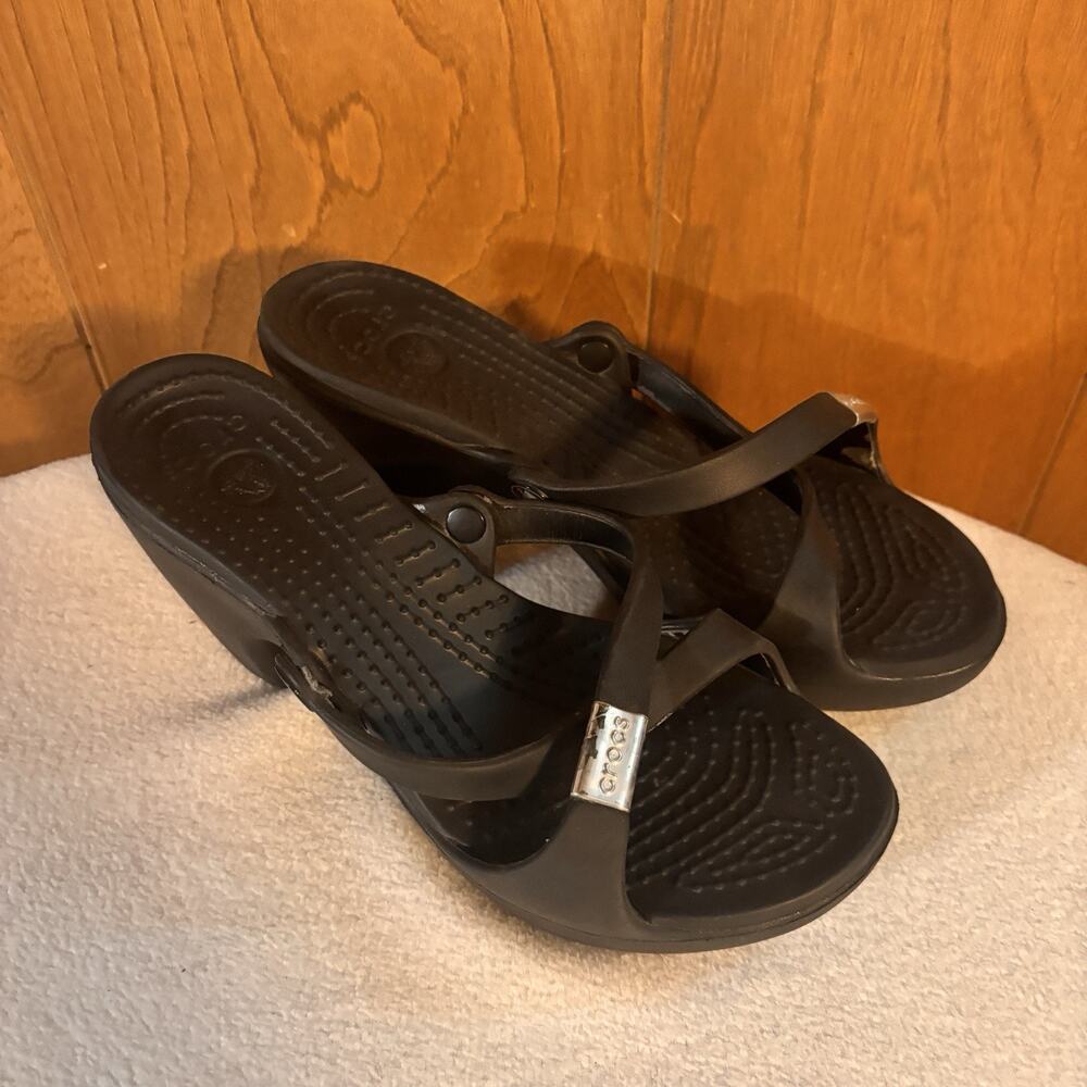 Crocs Women's CYPRUS IV Black Slip-On Wedge Sandals Rubber Casual SIZE 8 W